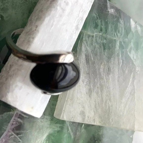 Statement  Black onyx silver Victorian western goth ring - Picture 1 of 7